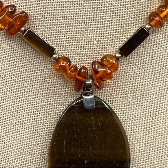 Vintage Adjustable Tiger's Eye Necklace with Sterling Silver Chain - Picture 12 of 16